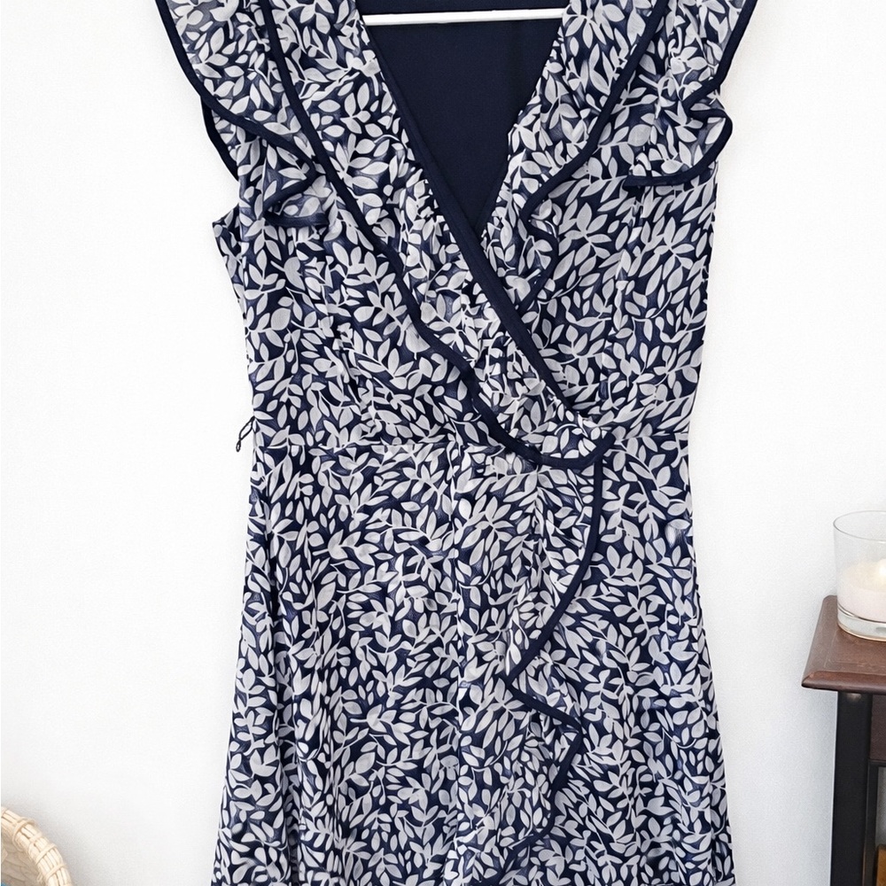 Dressbarn Navy & White Leaf Print Ruffle Wrap Dress Size 6